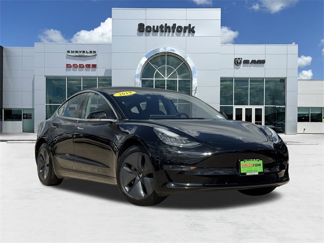 2019 Tesla Model 3 Mid Range