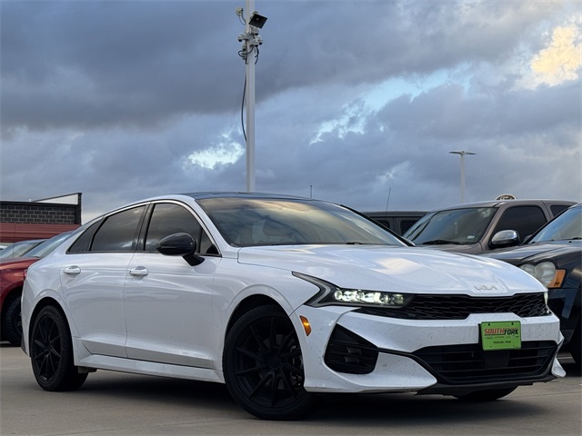 2022 Kia K5 GT-Line